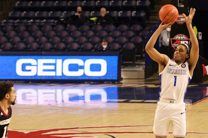 Yuri Collins, Saint Louis